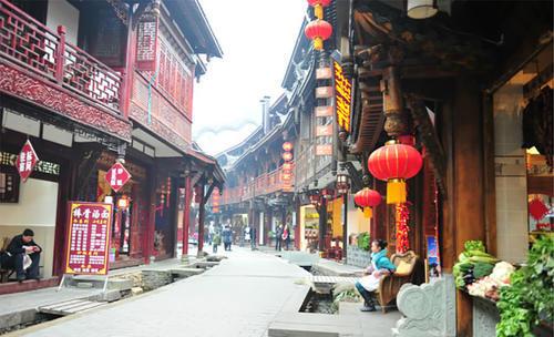 逃离拇指山地